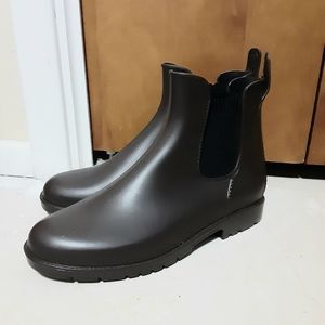 NWOT Asgard Rain Boots
